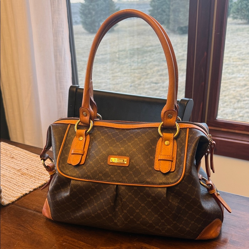 Elegant Brown and Tan Shoulder Bag